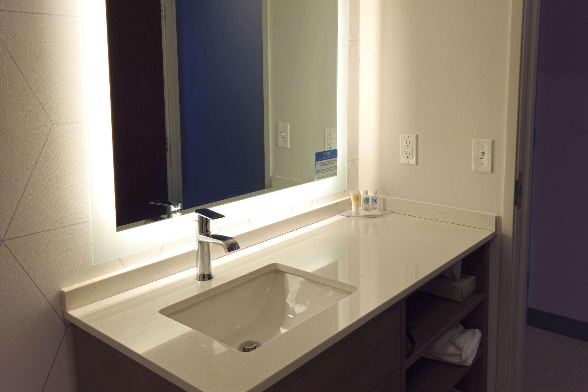 Comfort Inn & Suites At Sanford Sports Complex Sioux Falls Kültér fotó
